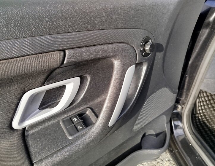 Škoda Roomster MPV 1,2 l 51 kw