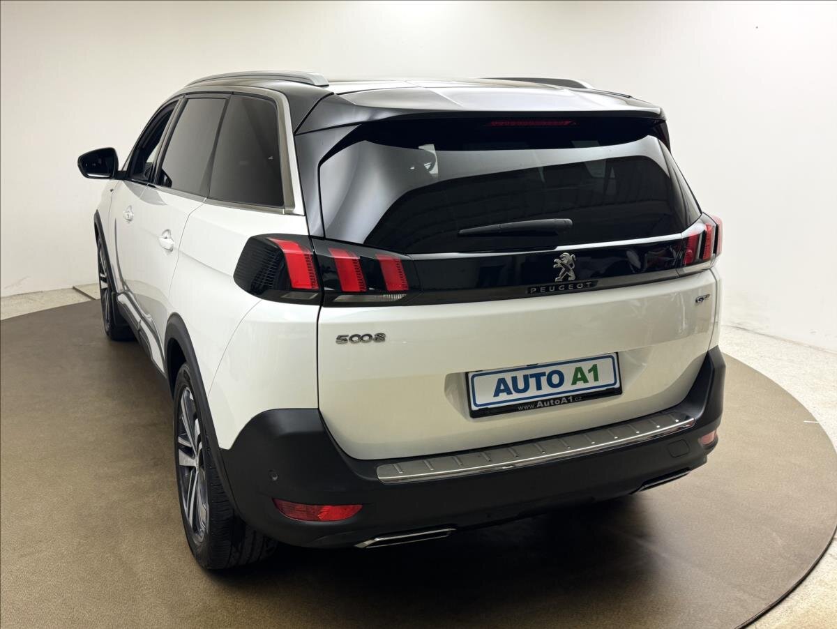 Peugeot 5008 SUV 2,0 l 133 kw