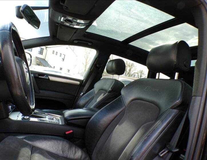 Audi Q7 Kombi 3,0 l 176 kw