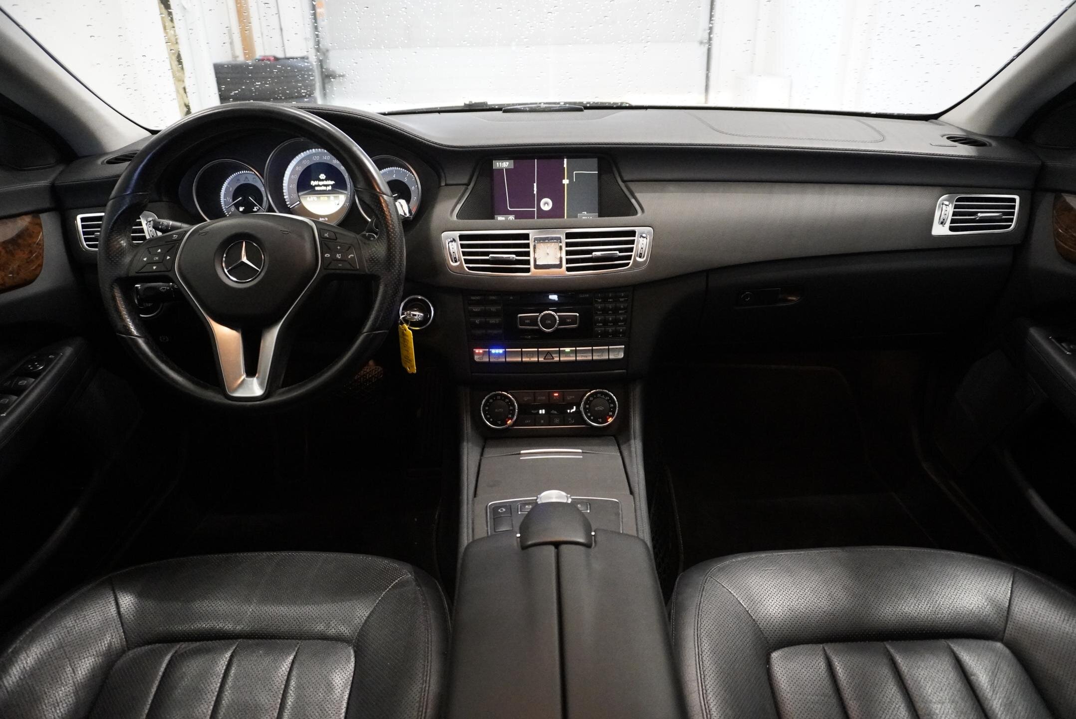 Mercedes-Benz CLS Sedan 3,5 l 225 kw