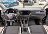 Volkswagen T-Roc SUV / Terénní 1,5 l 110 kw
