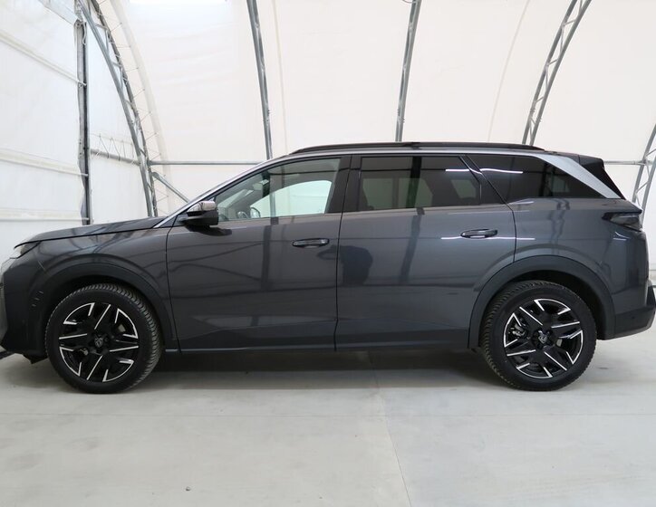 Peugeot 5008 9