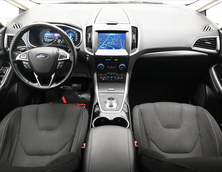 Ford S-MAX MPV 2,5 l 110 kw