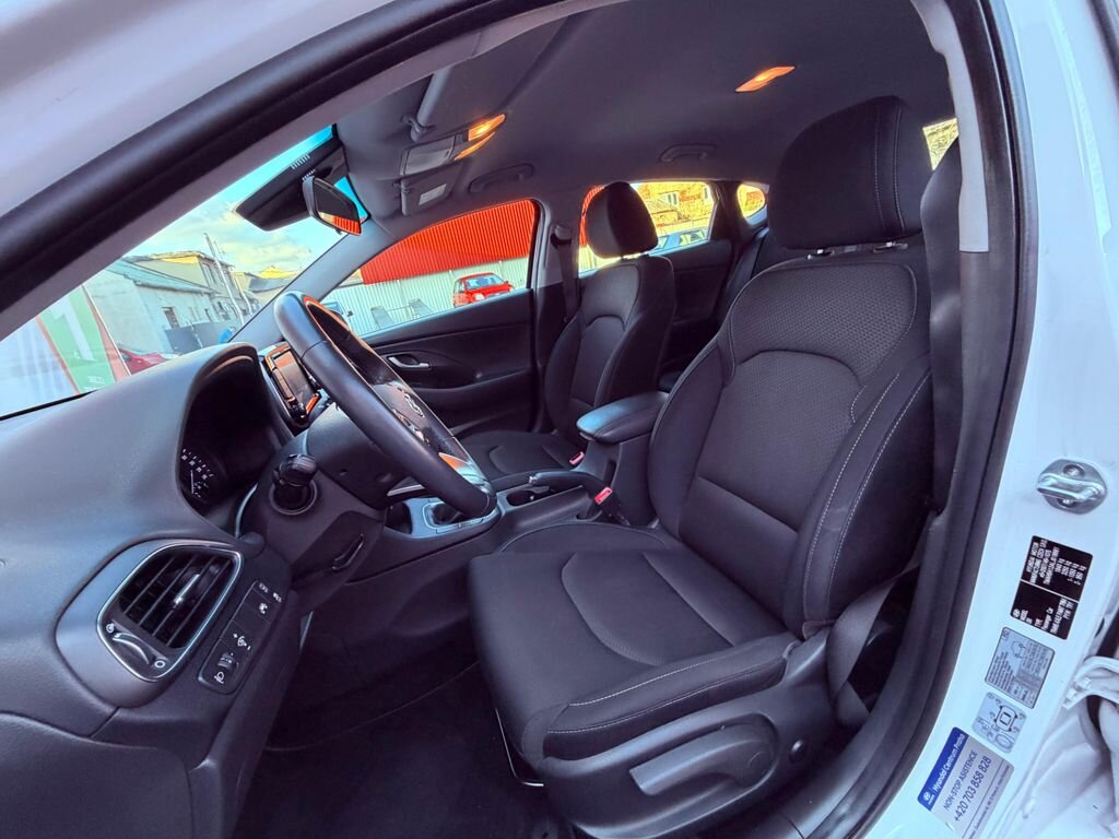 Hyundai i30 Hatchback 1,4 l 103 kw