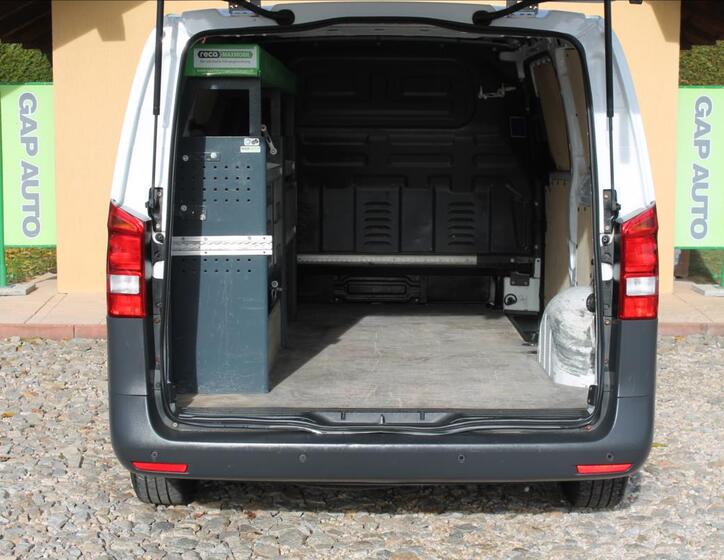 Mercedes-Benz Vito 24