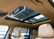 Jeep Grand Cherokee 35