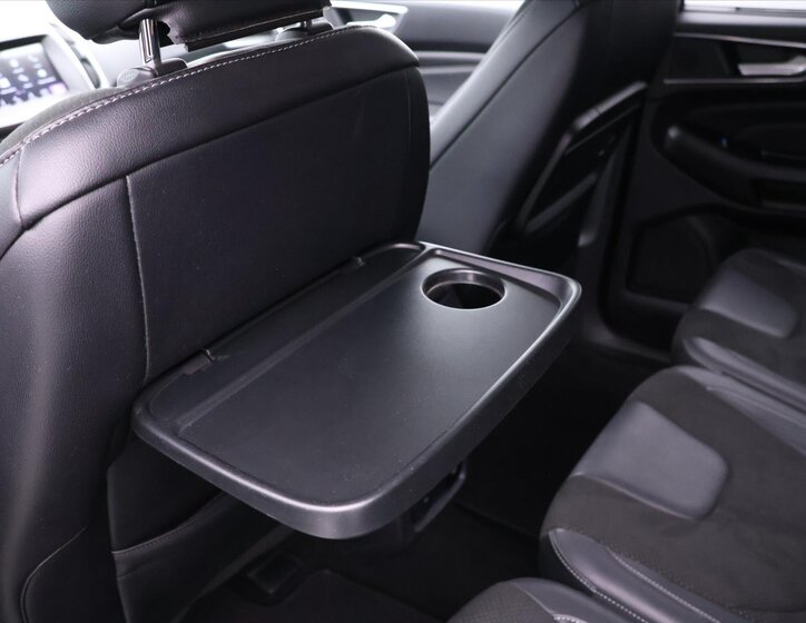 Ford S-MAX MPV 2,0 l 132 kw