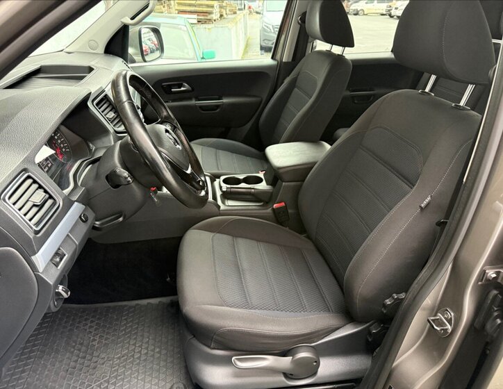 Volkswagen Amarok 11