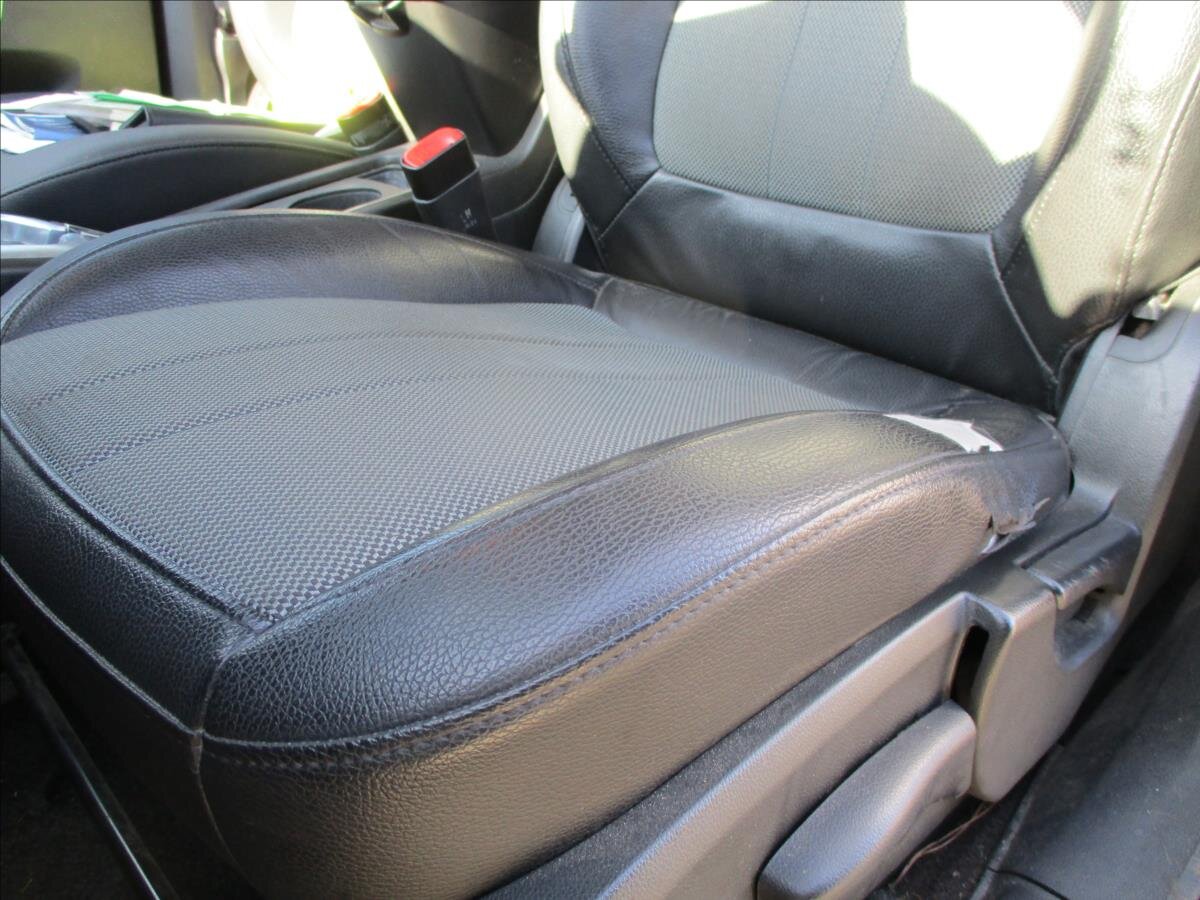 Opel Antara SUV 2,2 l 120 kw