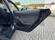 Tesla Model 3 Ostatní 0,0 239 kw