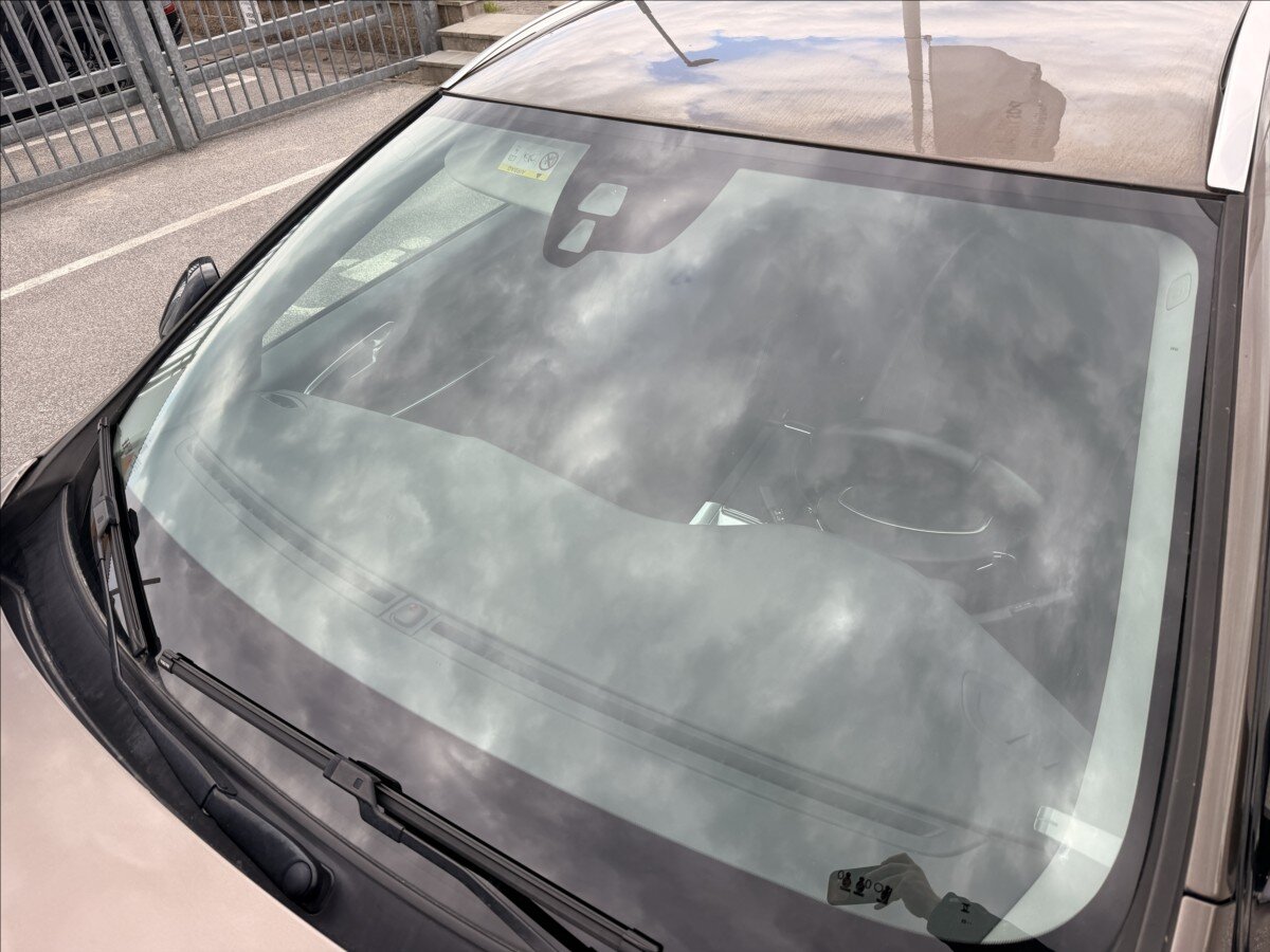 Volvo V60 Kombi 2,0 l 180 kw