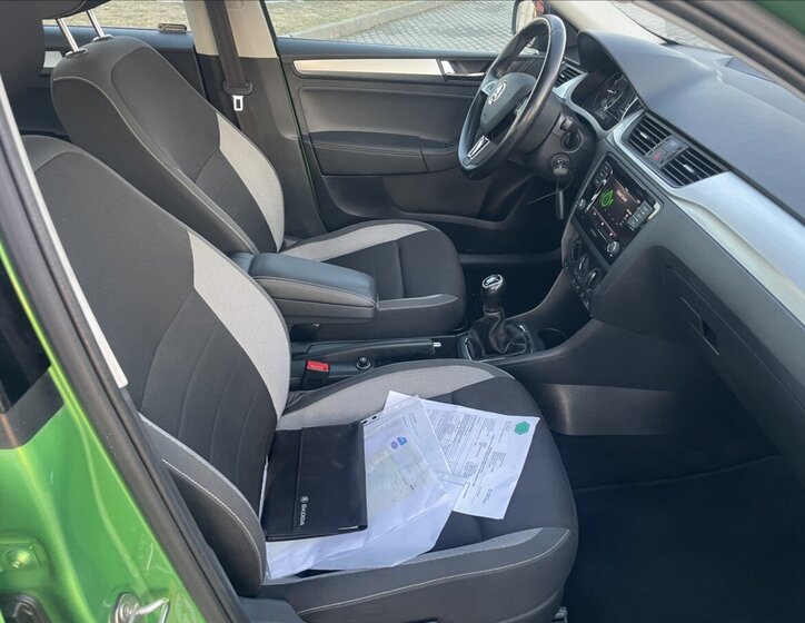 Škoda Rapid Hatchback 999,0 81 kw