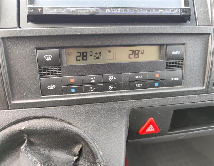 Volkswagen Caravelle 20