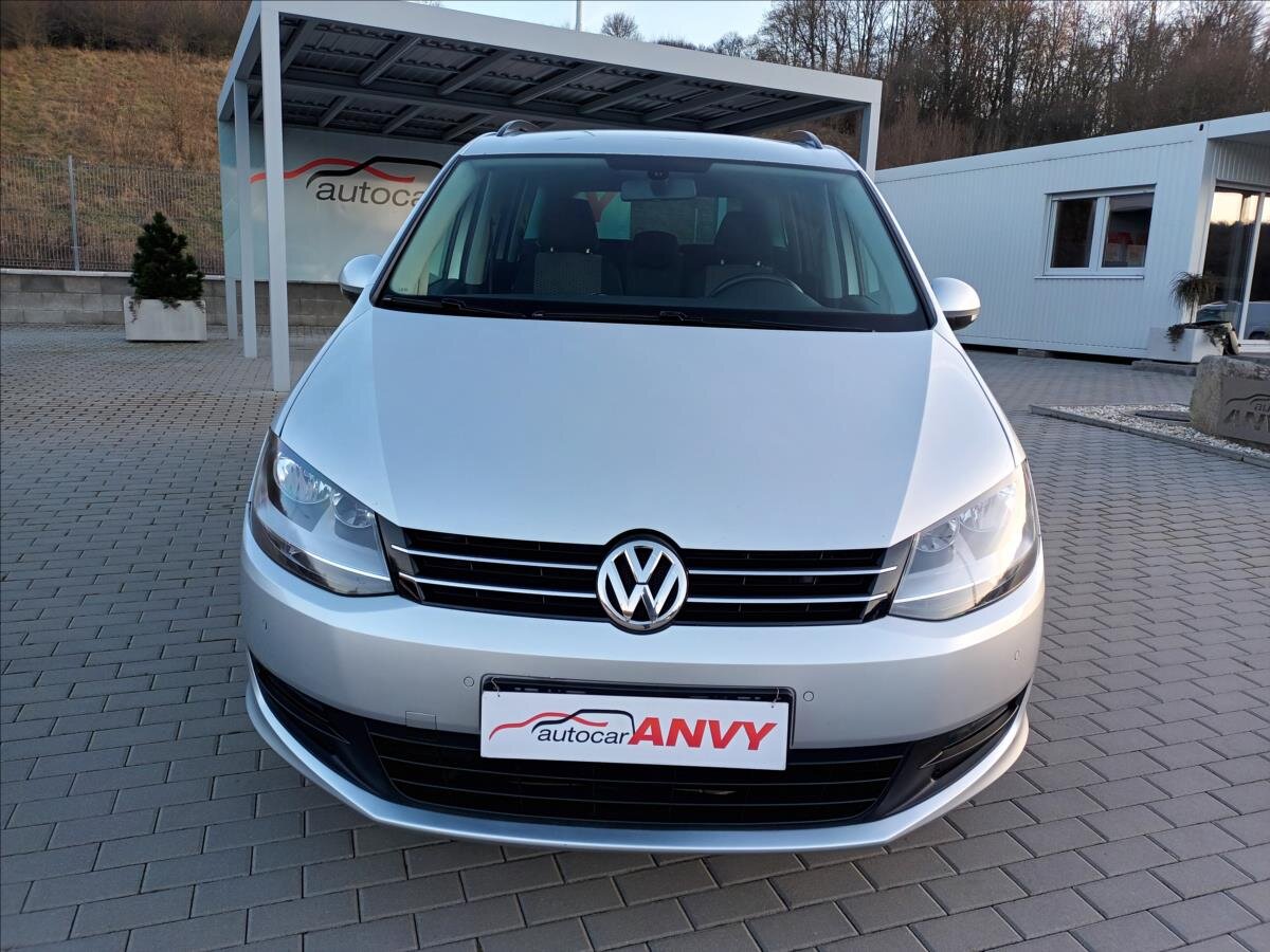 Volkswagen Sharan MPV 2,0 l 103 kw