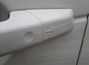 Land Rover Discovery SUV / Terénní 2,0 l 132 kw