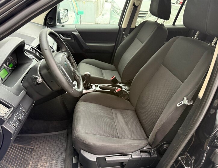 Land Rover Freelander SUV 2,2 l 110 kw