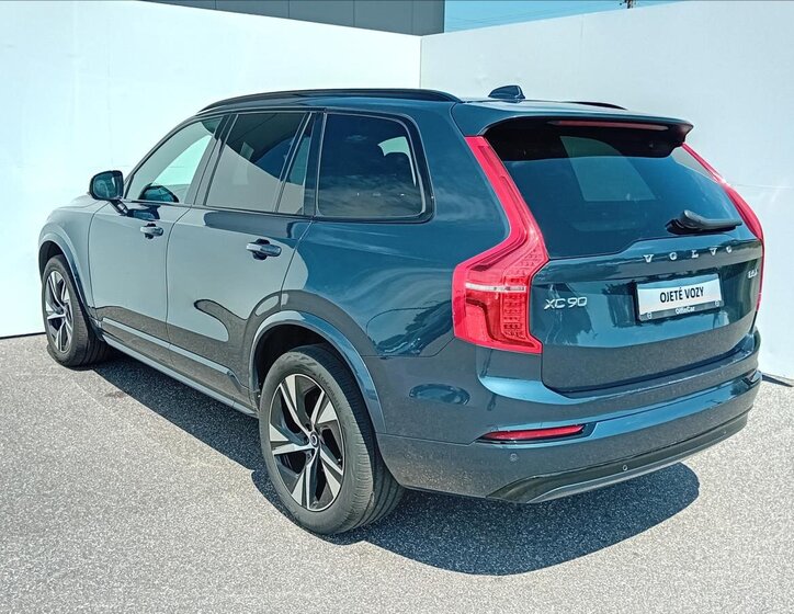 Volvo XC90 9