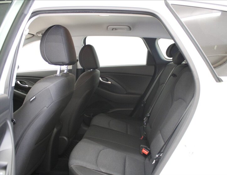 Hyundai i30 Kombi 1,6 l 85 kw