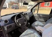 Ford Tourneo Connect 12
