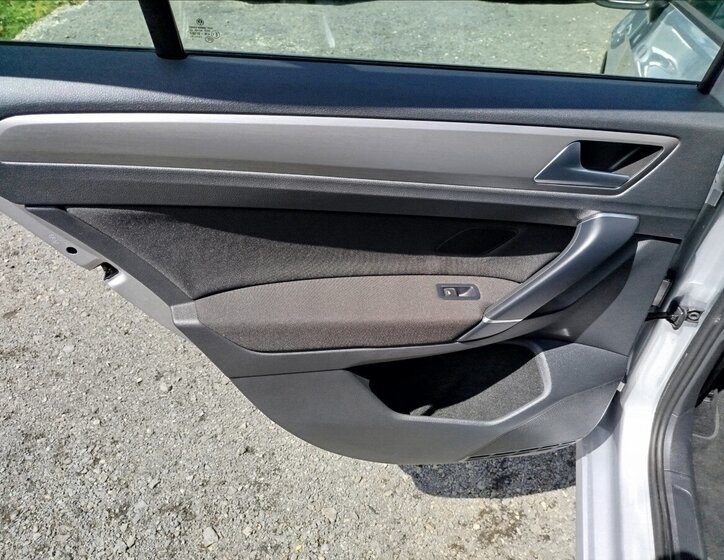 Volkswagen Golf Sportsvan MPV 2,0 l 110 kw