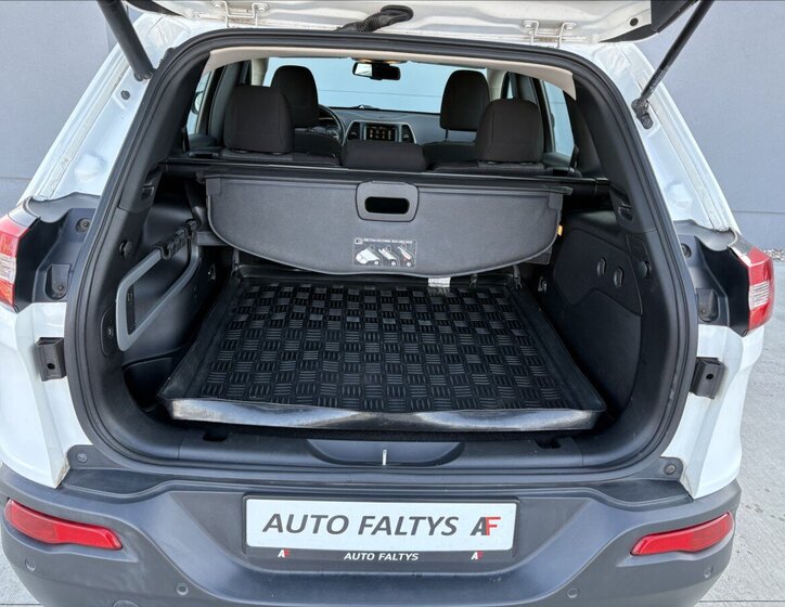 Jeep Cherokee SUV 2,0 l 103 kw