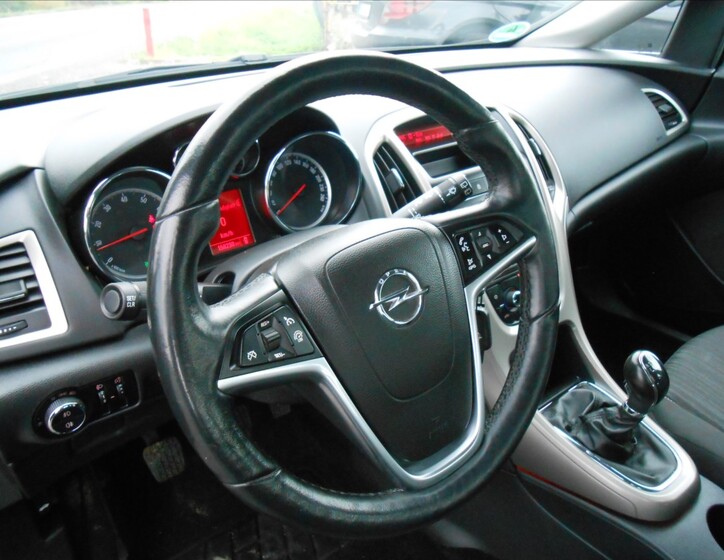 Opel Astra 18