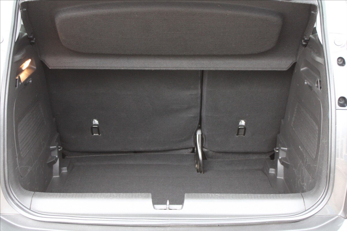 Opel Crossland X MPV 1,2 l 61 kw