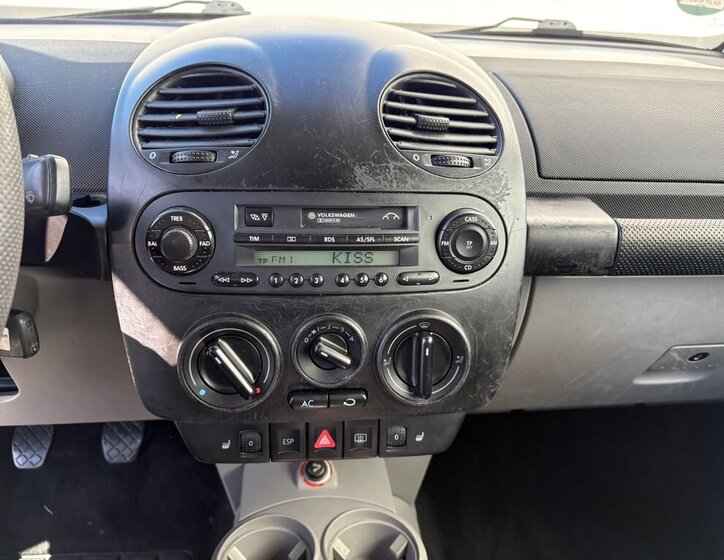 Volkswagen New Beetle Kabriolet 1,4 l 55 kw