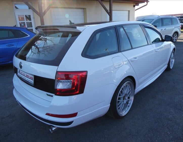 Škoda Octavia Kombi 2,0 l 169 kw