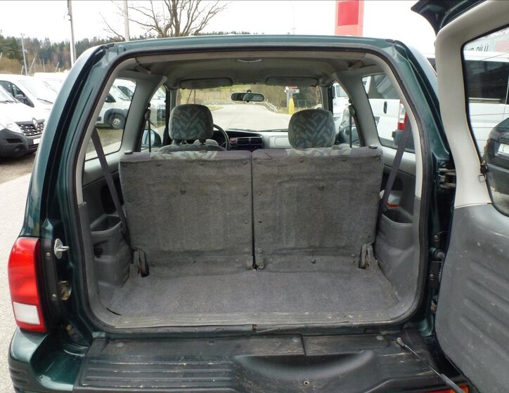 Suzuki Grand Vitara SUV / Terénní 2,0 l 94 kw