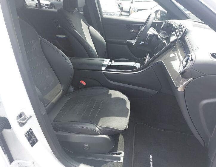 Mercedes-Benz GLC 10