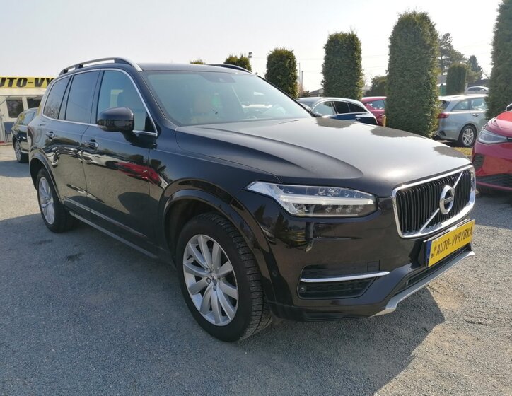 Volvo XC90 Kombi 2,0 l 165 kw