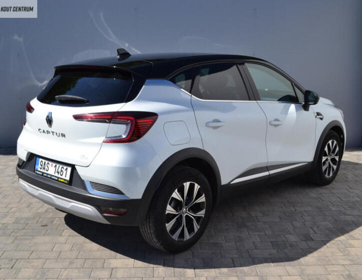 Renault Captur 5