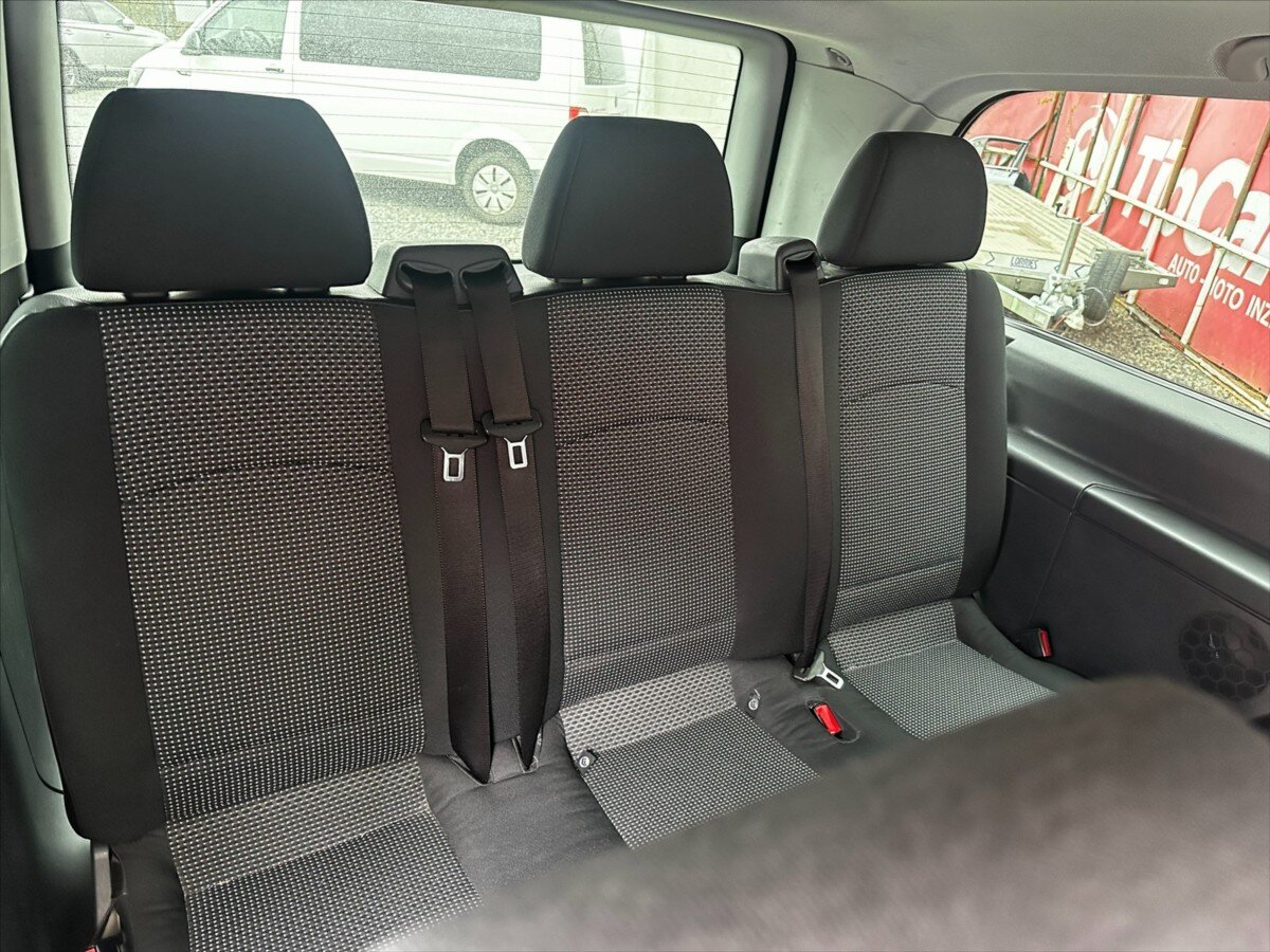 Mercedes-Benz Vito Kombi 2,1 l 120 kw