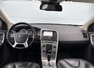 Volvo XC60 SUV 2,4 l 120 kw