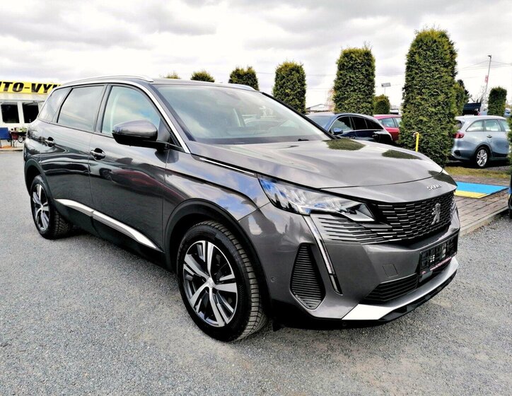 Peugeot 5008 SUV / Terénní 1,5 l 96 kw