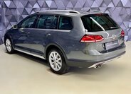 Volkswagen Golf Kombi 2,0 l 135 kw