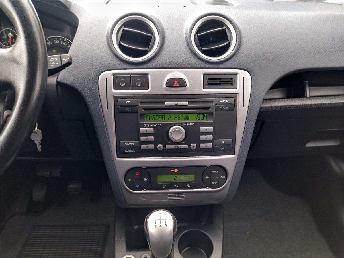 Ford Fusion MPV 1,4 l 59 kw