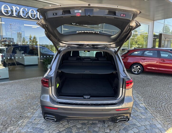 Mercedes-Benz GLB 29