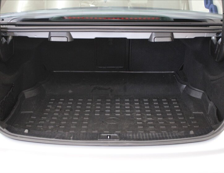 Mercedes-Benz Třídy E Sedan 2,1 l 150 kw