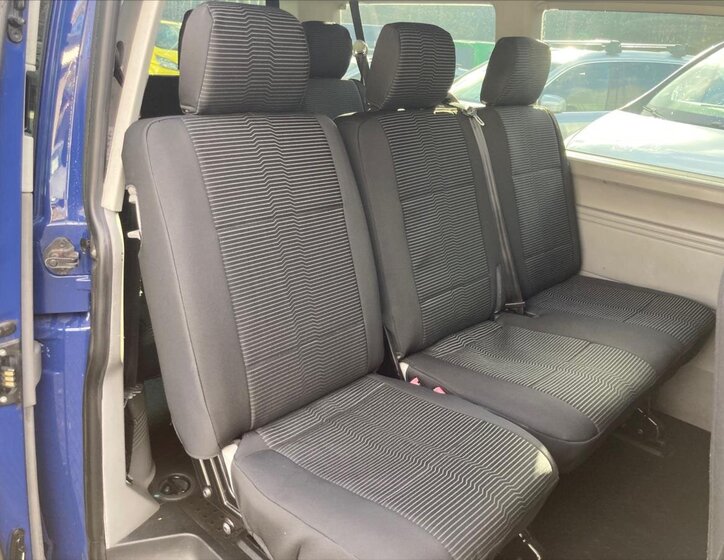 Volkswagen Caravelle 28