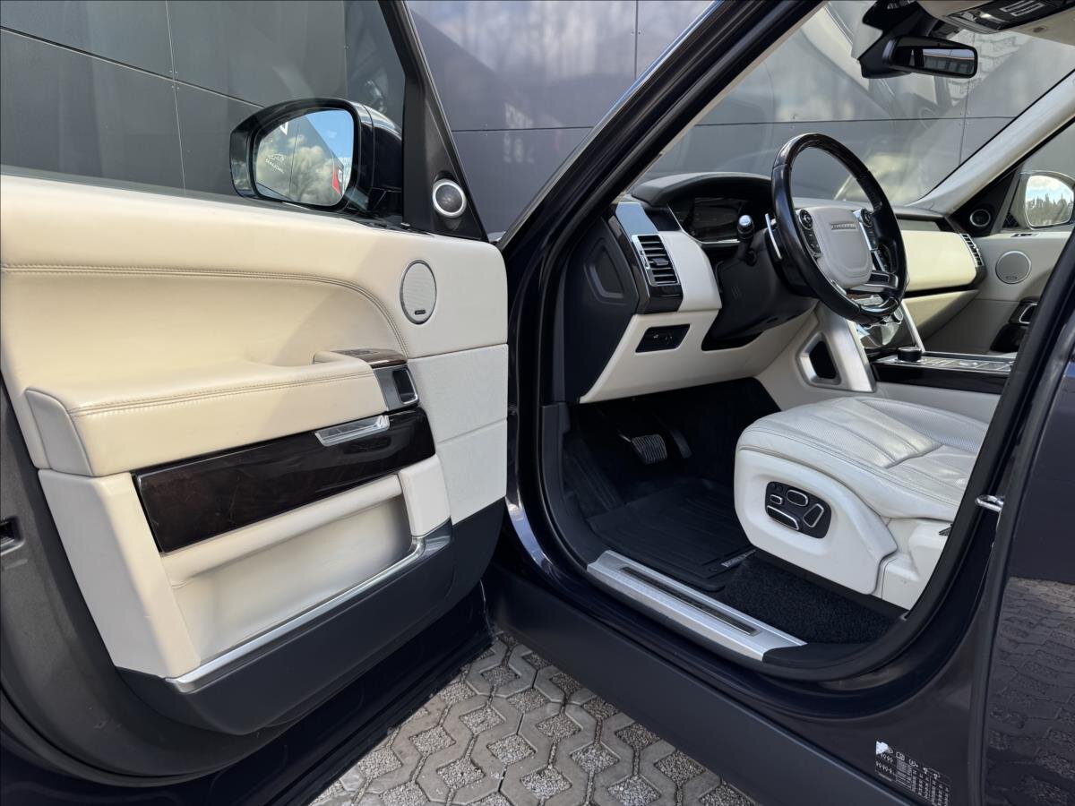 Land Rover Range Rover SUV / Terénní 4,4 l 250 kw