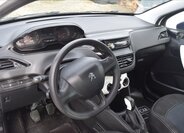 Peugeot 208 16