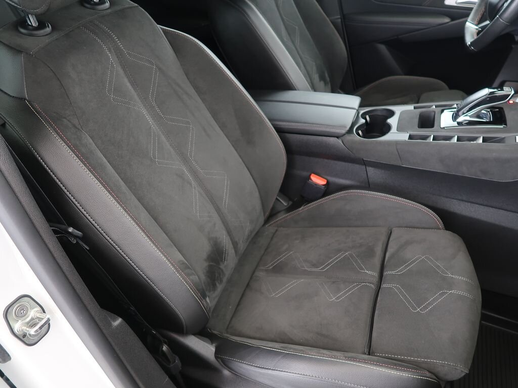 DS Automobiles DS7 Crossback SUV / Terénní 1,6 l 133 kw