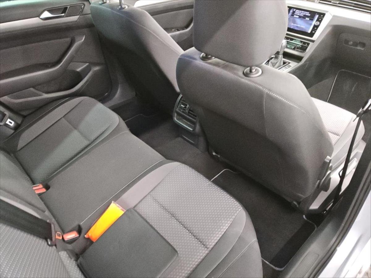 Volkswagen Passat Kombi 2,0 l 110 kw