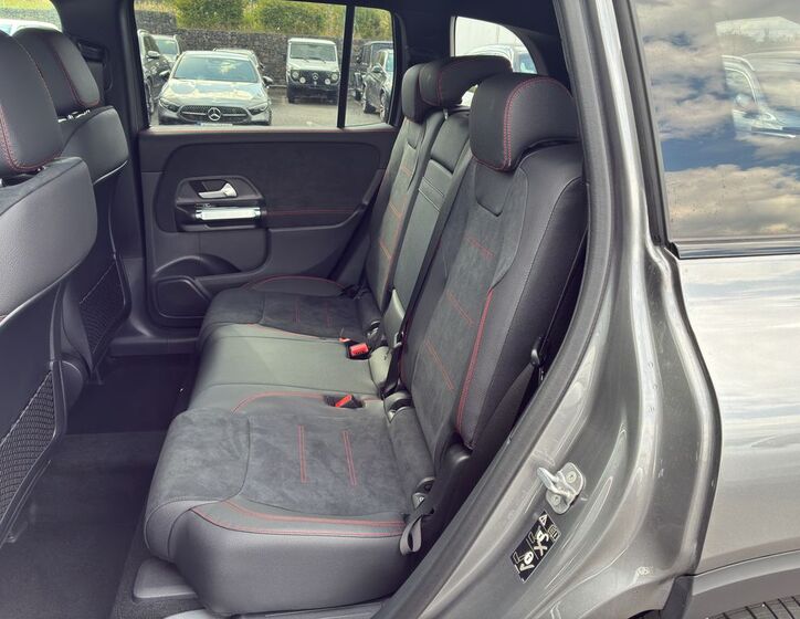 Mercedes-Benz GLB 14