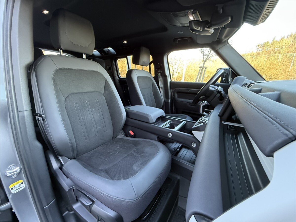 Land Rover Defender SUV / Terénní 3,0 l 183 kw