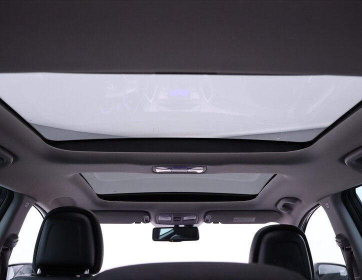 Hyundai ix35 SUV 2,0 l 120 kw