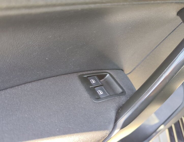 Volkswagen Caddy Pick-up 2,0 l 75 kw