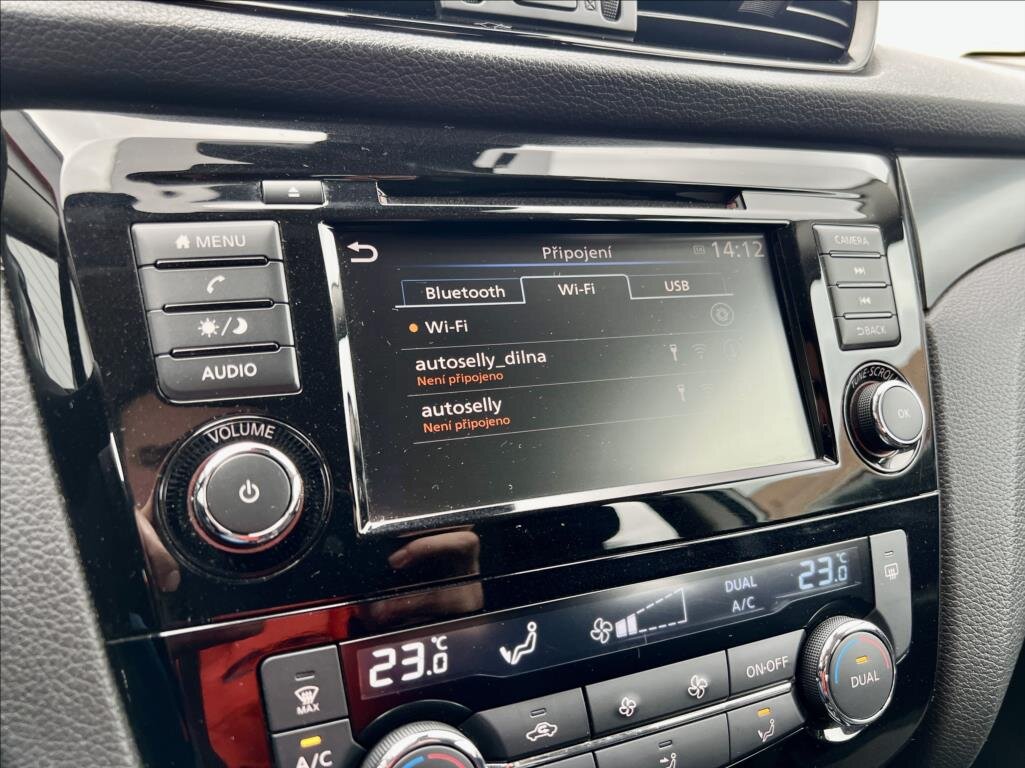 Nissan Qashqai SUV / Terénní 1,5 l 85 kw